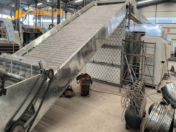 Jinlu Machinery Custom 8m Heat Pump Mesh Belt Dryer for New UK Onion Processing Client